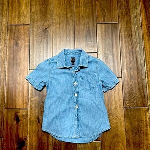 Size 4T boy denim button down GAP